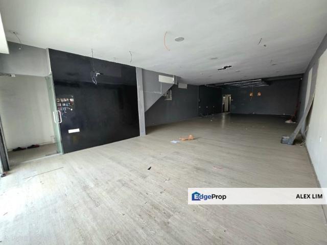 Shop for rent in Bukit Ledang, Johor