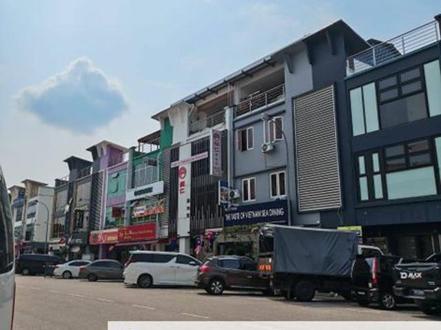Shop for sale in Bukit Ledang, Johor
