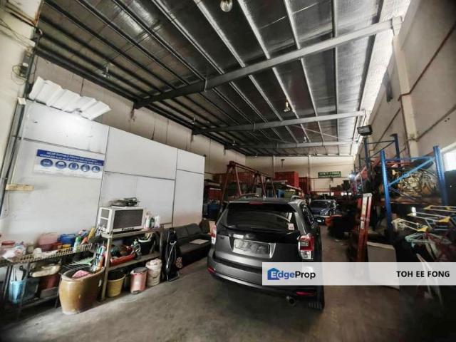 Warehouse for sale in Bukit Ledang, Johor