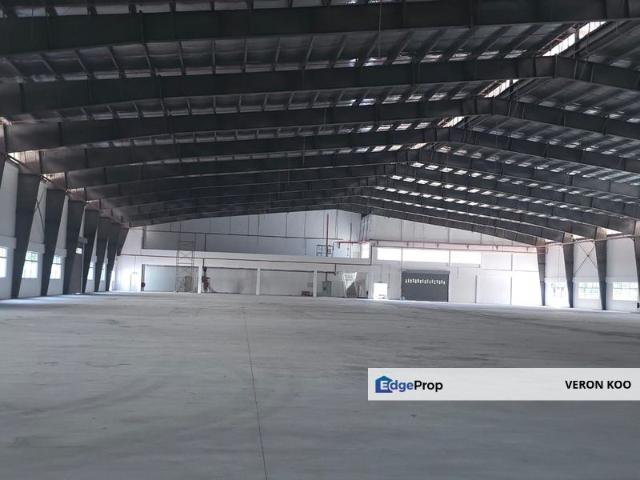 Warehouse for rent in Nusa Cemerlang Industrial Park, Iskandar Puteri