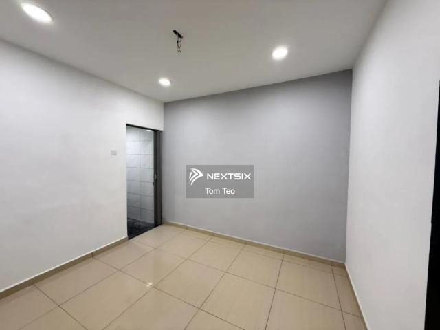 Warehouse for sale in Johor