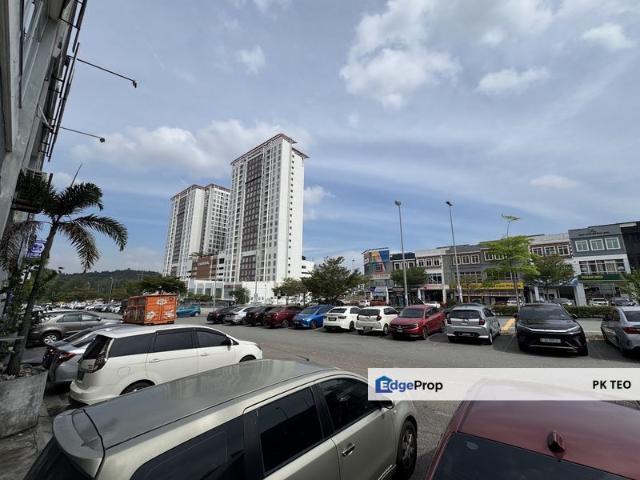 Shop for rent in Bukit Ledang, Johor