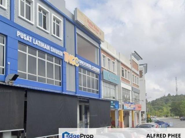 Shop for sale in Pulai, Bukit Ledang