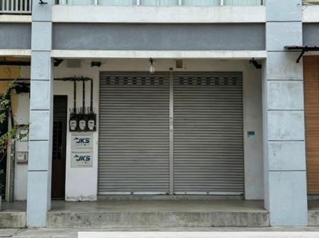 Shop for rent in Bukit Ledang, Johor