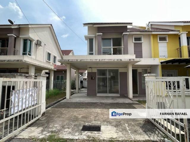 House for sale in Shah Alam 2, Bandar Puncak Alam