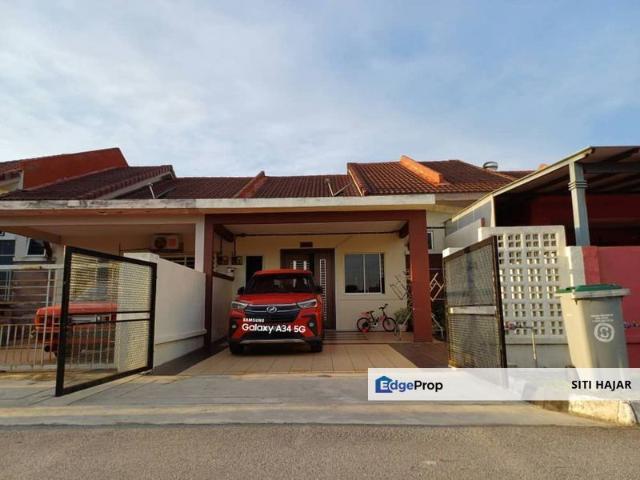 House for sale in Sendayan Village, Negeri Sembilan