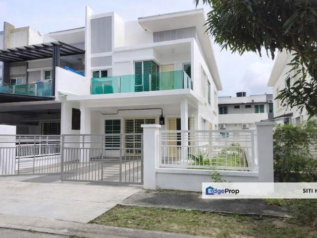 House for sale in Sendayan Village, Negeri Sembilan