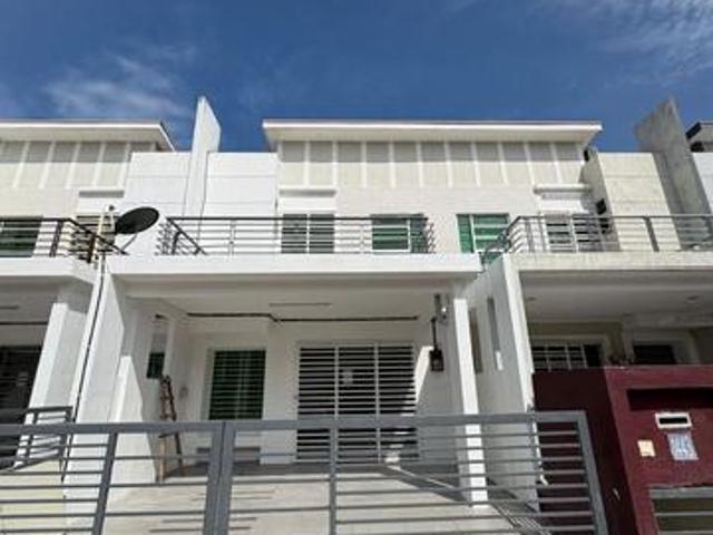 Terraced House for sale in Sendayan Village, Negeri Sembilan