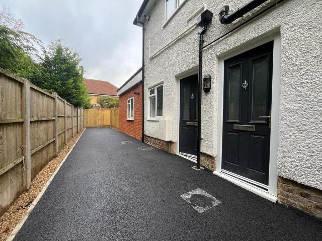 Apartment for rent in Merstham, Reigate and Banstead