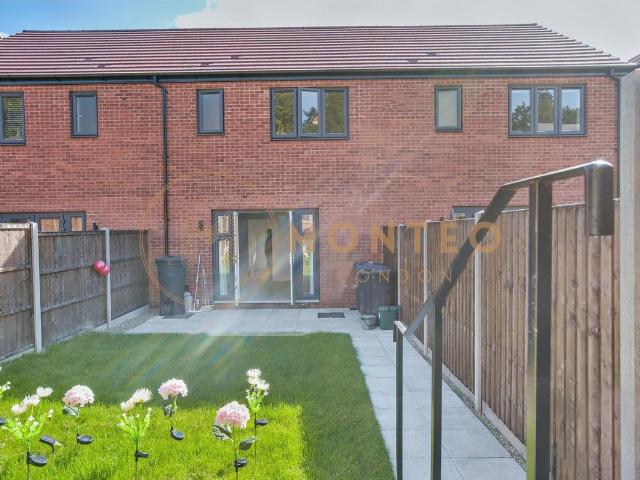 House for rent in Woking, Surrey