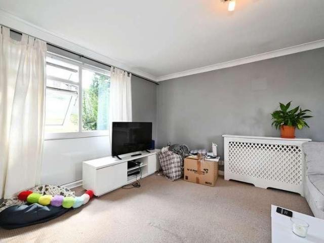 House for rent in Hanworth, Bracknell