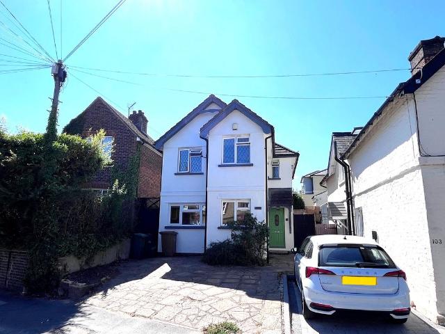 House for rent in Red Hill, Surrey