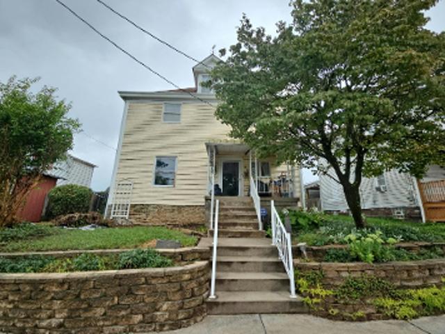 House for sale in Uniontown, Pennsylvania