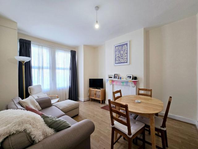 House for rent in Furzedown, Greater London