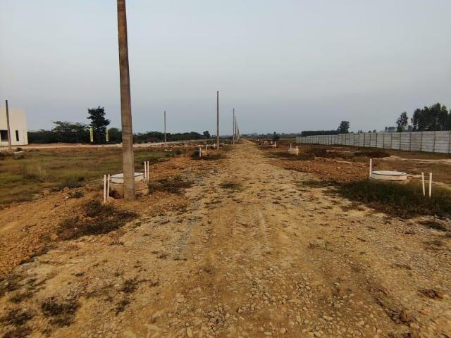 Land for sale in Hariana