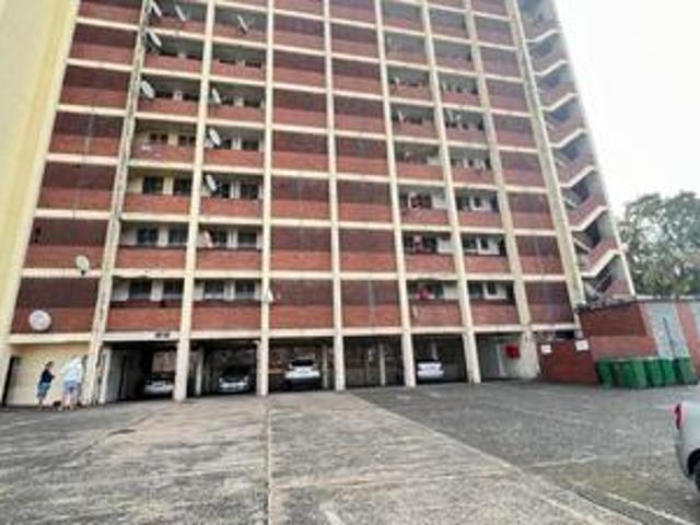 Apartment for sale in Seaview, Kwazulu-natal