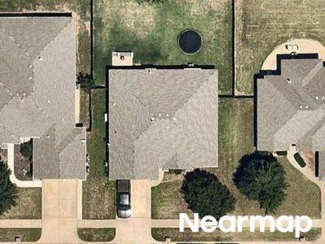 House for sale in Oklahoma City, Canadian County
