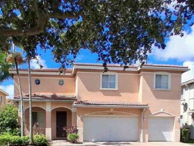 Townhouse for sale in Andover Golf Estates, Miami Gardens