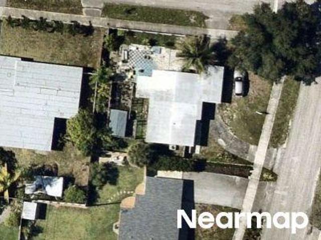 House for sale in Oakland Park, Florida