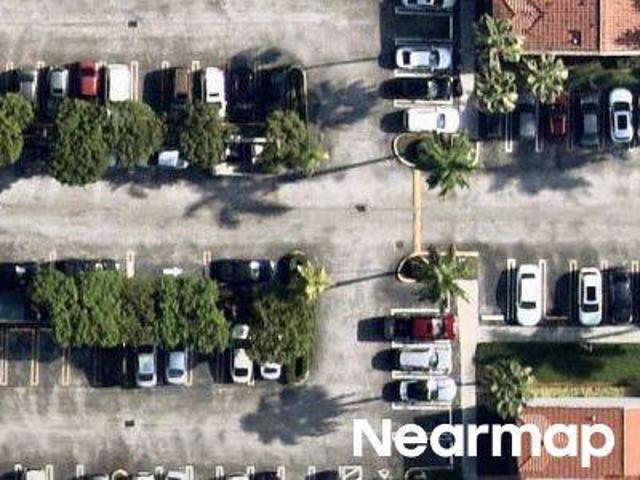 Condo for sale in Dimensions at Doral, Doral