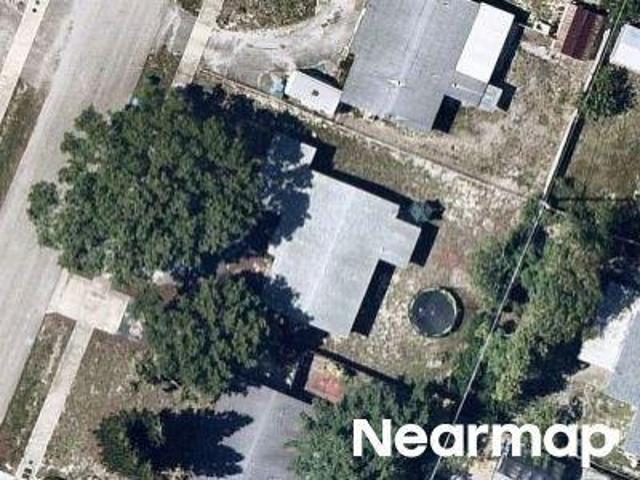 House for sale in Oakland Park, Florida