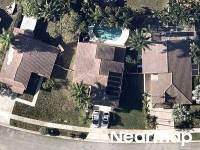 House for sale in Pembroke Pines, Florida