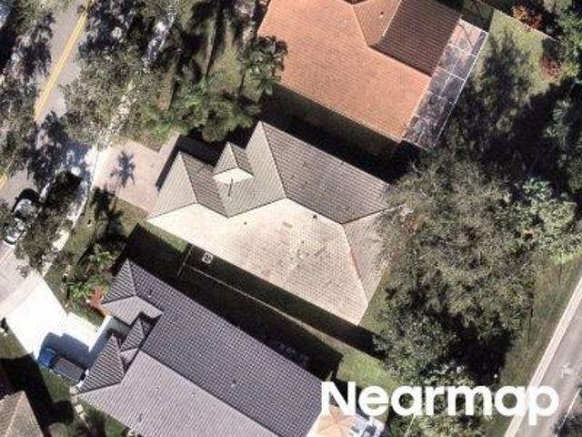 House for sale in Pembroke Pines, Florida