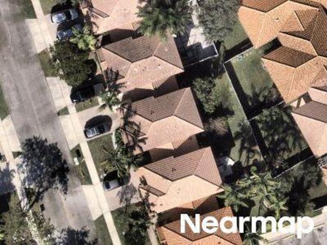 House for sale in Pembroke Pines, Florida