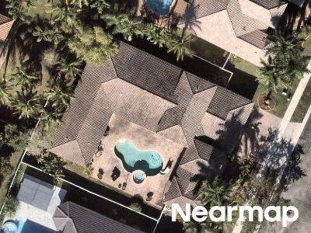 House for sale in Pembroke Pines, Florida