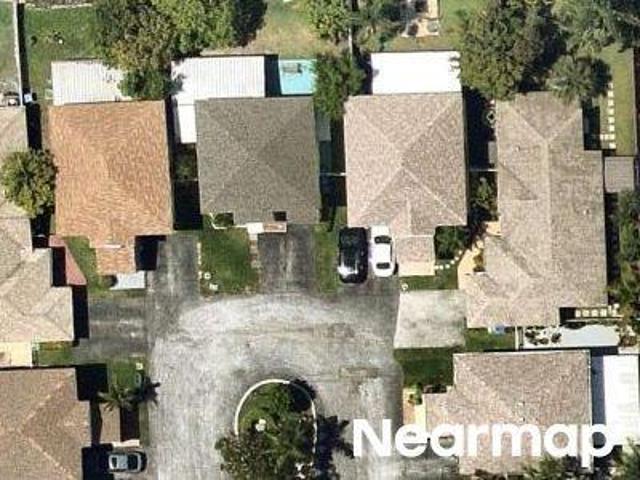 House for sale in Pembroke Pines House for sale in Pembroke Pines