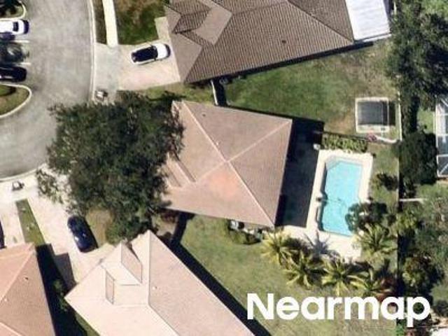 House for sale in Pembroke Pines, Florida