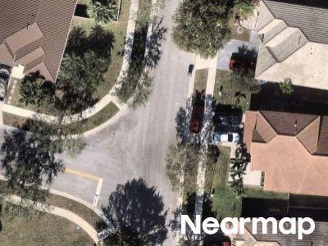 House for sale in Pembroke Pines, Florida