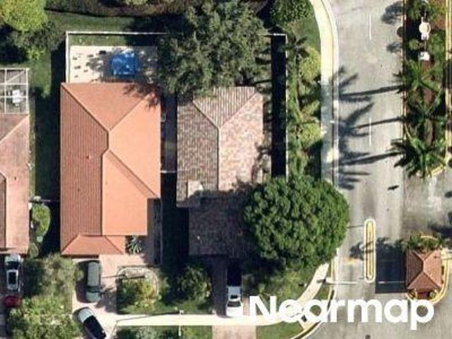 House for sale in Pembroke Pines, Florida