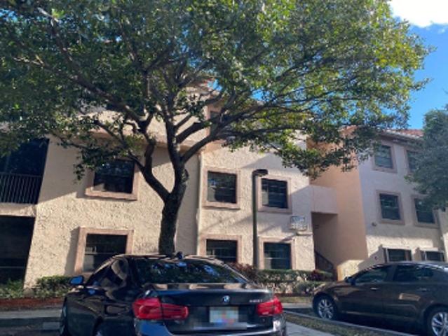 Condo for sale in Plantation, Florida