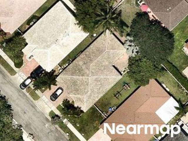 House for sale in Pembroke Pines, Florida
