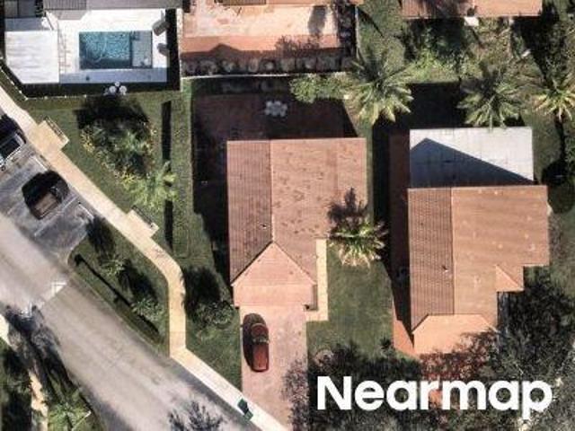 House for sale in Pembroke Pines, Florida