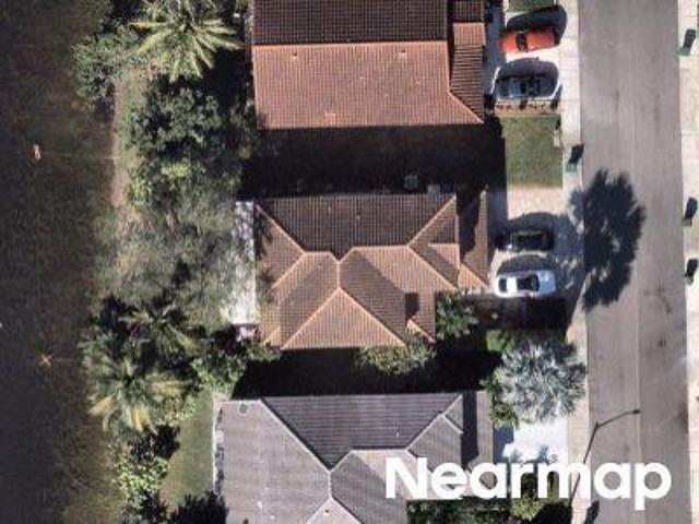 House for sale in Pembroke Pines, Florida