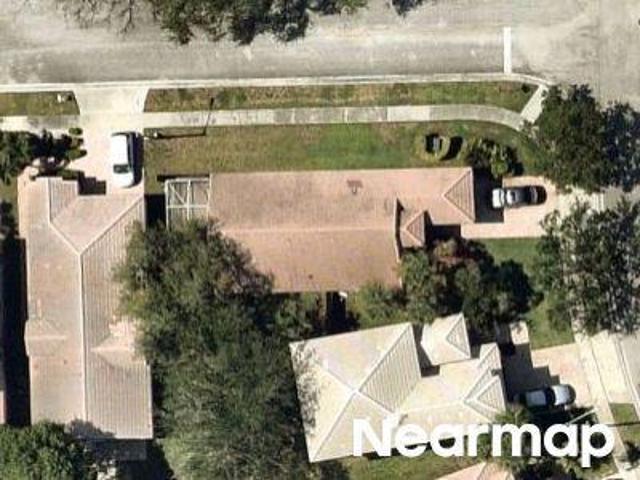 House for sale in Pembroke Pines, Florida