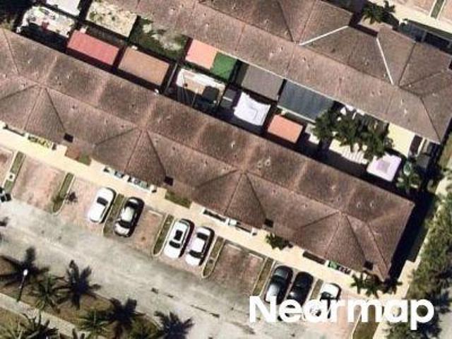 Townhouse for sale in Hialeah, Florida