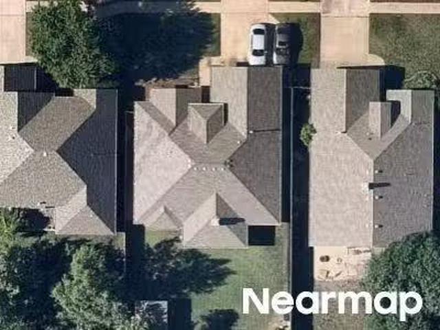 House for sale in Duncan