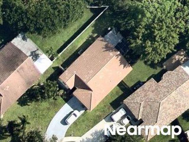 House for sale in Pembroke Pines, Florida