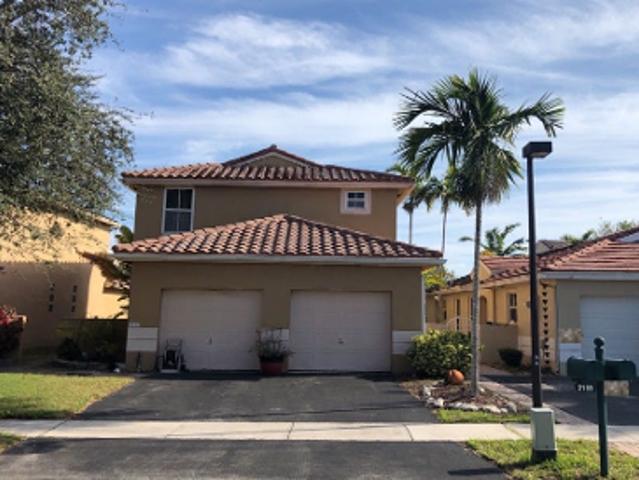 House for sale in Pembroke Pines, Florida