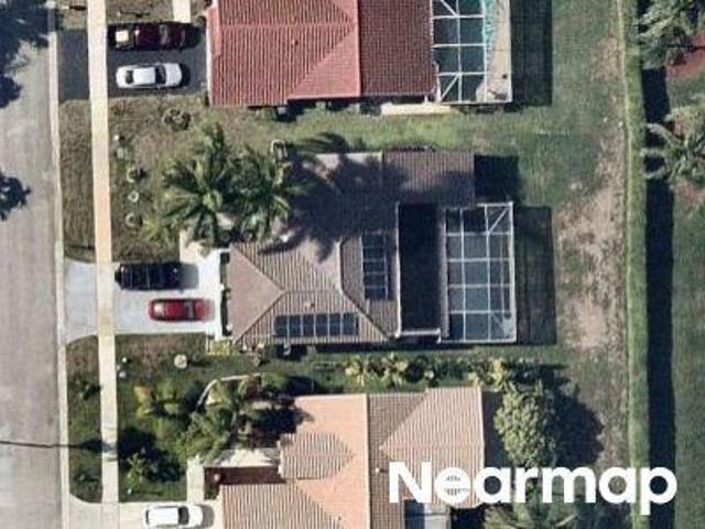 House for sale in Pembroke Pines, Florida
