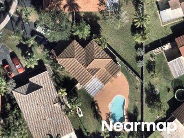 House for sale in Pembroke Pines, Florida