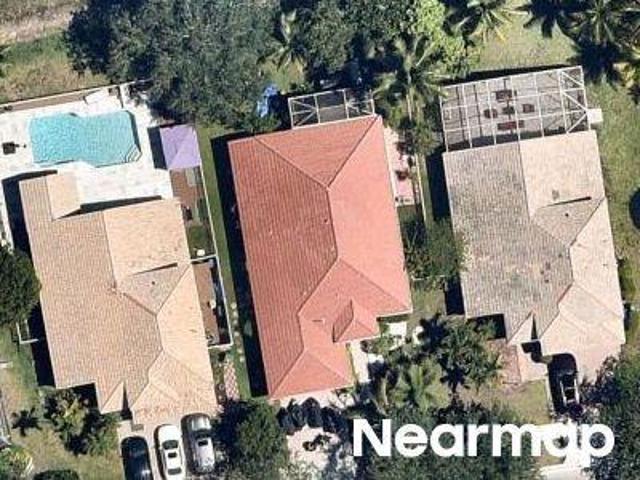 House for sale in Pembroke Pines, Florida