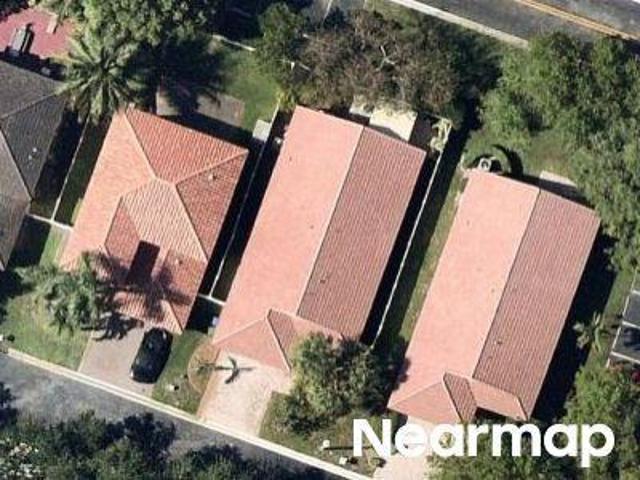 House for sale in Pembroke Pines, Florida