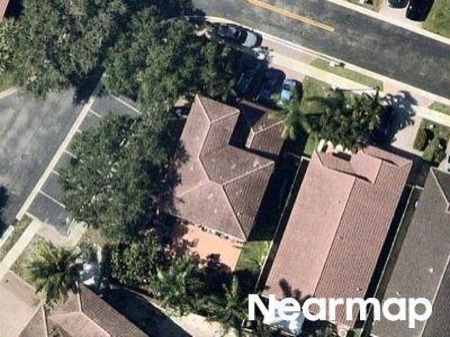 House for sale in Pembroke Pines, Florida