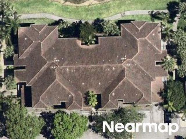 Condo for sale in Pembroke Pines, Florida