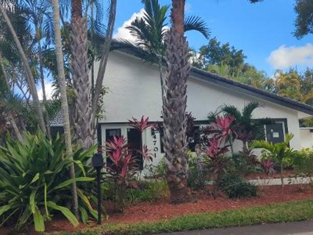 House for sale in Deerfield Beach, Florida