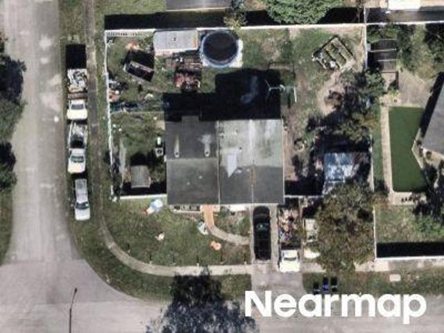 House for sale in Pembroke Pines, Florida